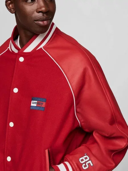 Дитяча джинсова куртка Tommy Jeans червона