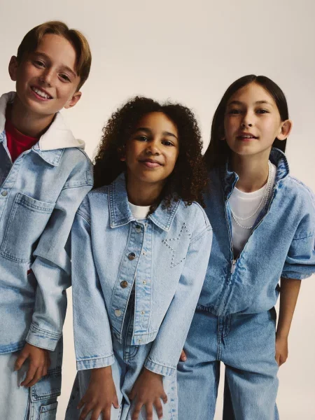 Reserved Jachetă din denim cu aplicație albastru