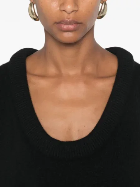 Pulover Lisa Yang negru