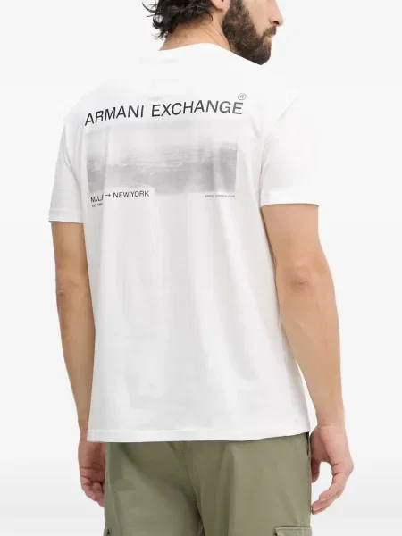 Scurt tricou Armani Exchange cu imagine alb