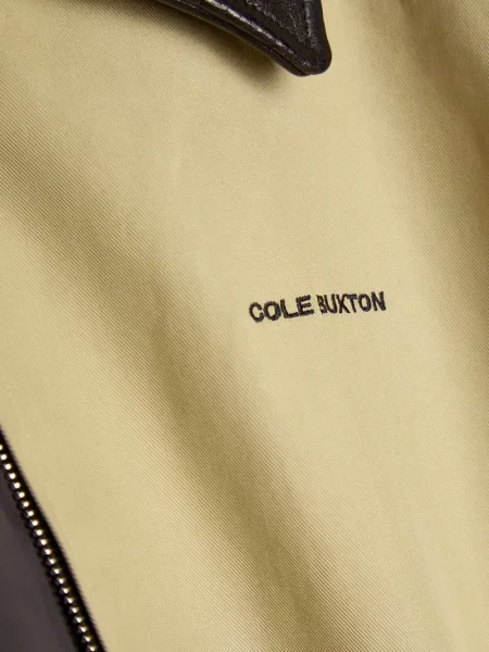 Gulerat geanta de piele Cole Buxton cu imagine