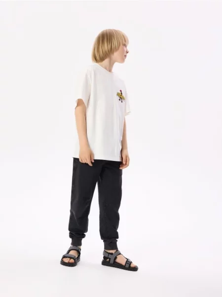 Reserved Pantaloni jogger barrel negru
