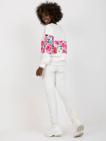 Športne hlače Fashionhunters bela