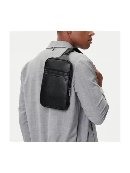 Taška přes rameno Armani Exchange černá