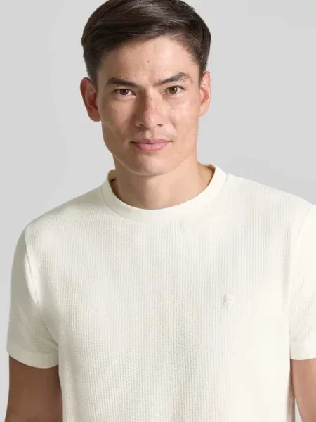 T-shirt z fakturowanym wzorem i wyhaftowanym logo Lerros biała