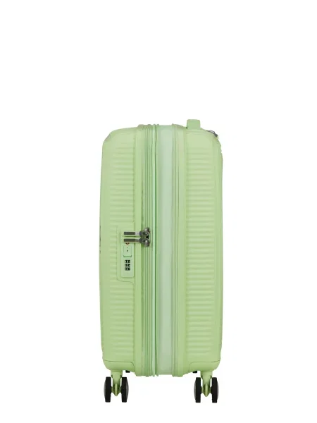 Чемодан American Tourister зеленый
