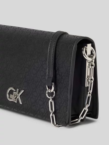 Mała torebka crossbody Calvin Klein skórzana czarna