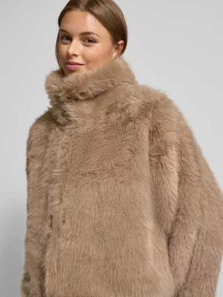 Kurtka ze sztucznego futra ze stójką model ‘Alexa’ My Essential Wardrobe beżowa