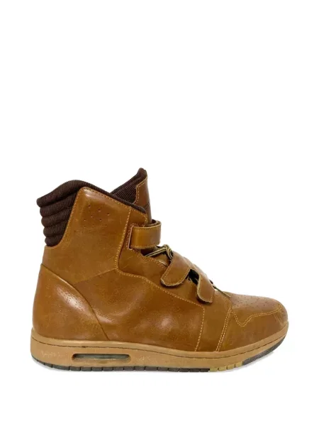 Sneakerși Jordan maro