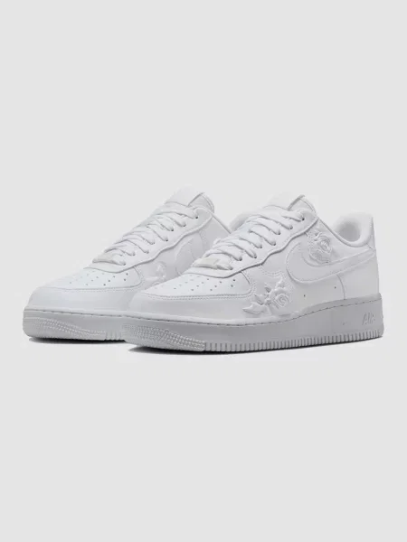 Кожаные кроссовки Nike Air Force 1 белые