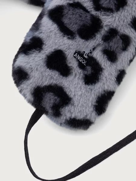 Kangol шапка WILD FUR TRAPPER синьо