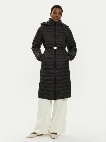 Calvin Klein Зимно палто черен