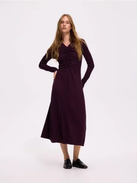 Reserved Rochie maxi cu lyocell violet-închis violet