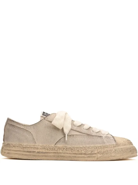 Sneakers General Scale. γκρι