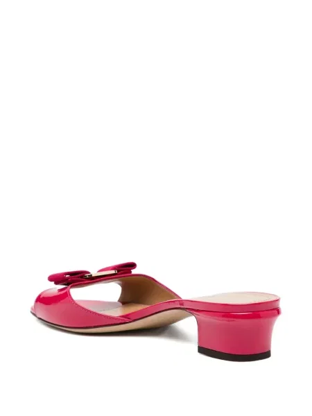 Sandale Ferragamo roz