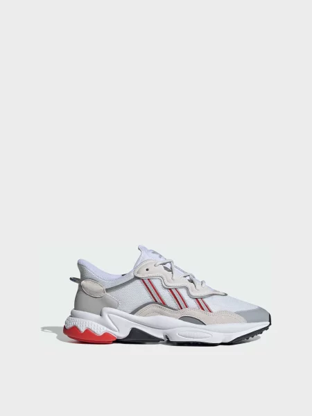 Повседневные кроссовки Adidas Ozweego белые