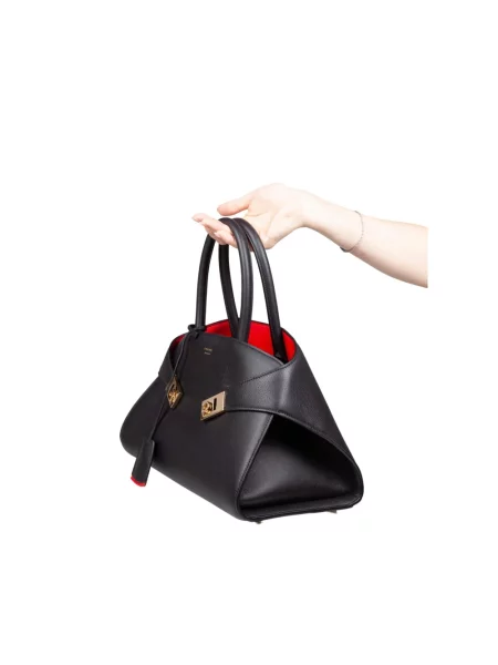 Torebka Salvatore Ferragamo skórzana czarna