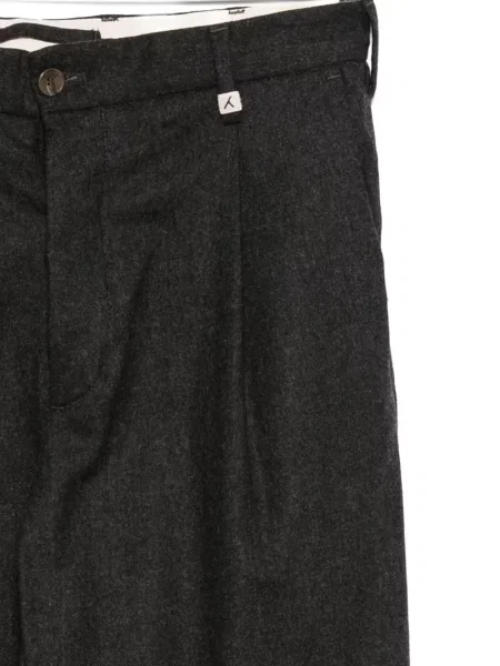 Pantaloni Myths plisate negru