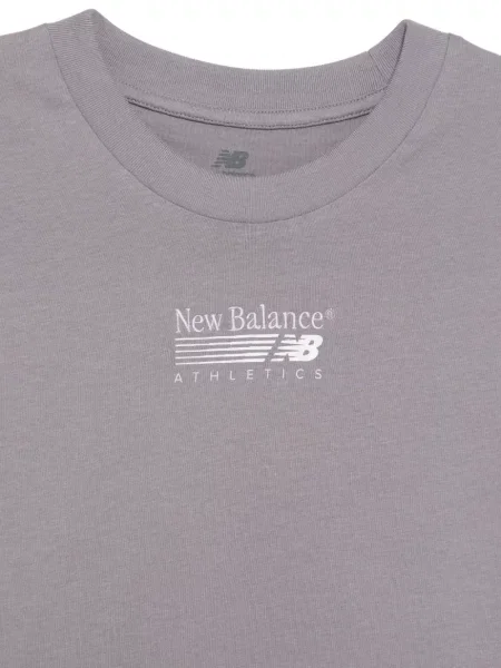 Бягане подрязан суитчър New Balance бродиран сиво