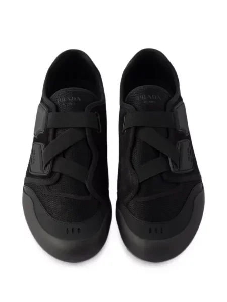 Sneakerși Prada din piele negru