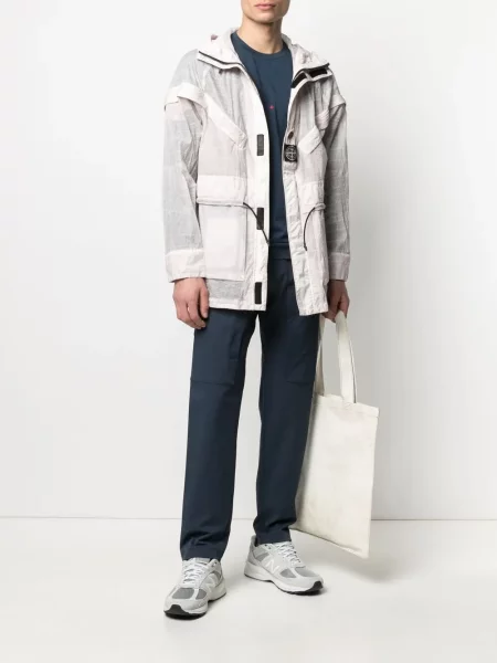 Geacă Stone Island cu glugă cu strasuri roz