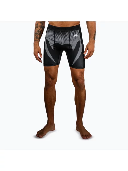 Спортивные шорты Venum черные