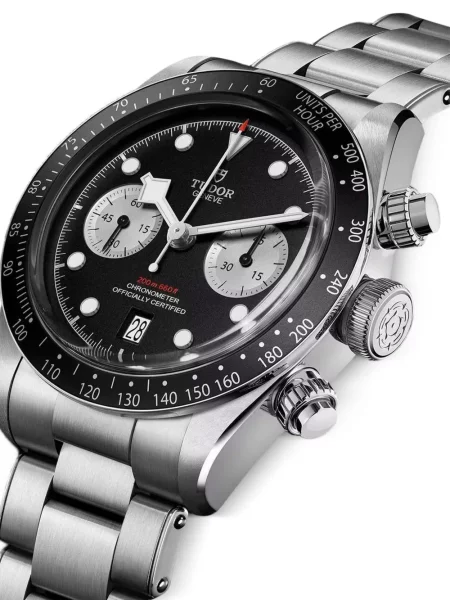 Ceas Tudor negru