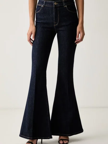 Twinset blugi flared pentru femei