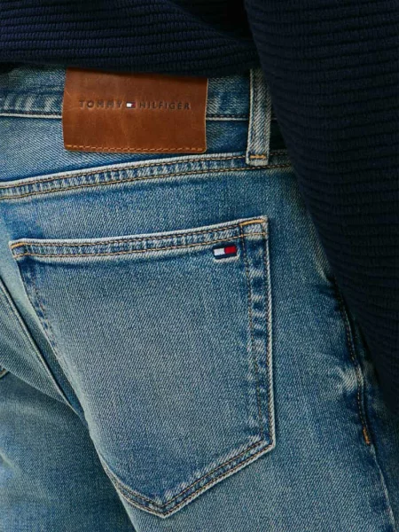 Jeansy o kroju regular fit w 5 kieszeni Tommy Hilfiger niebieskie