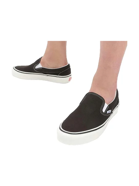 Klasszikus félcipő Vans fekete