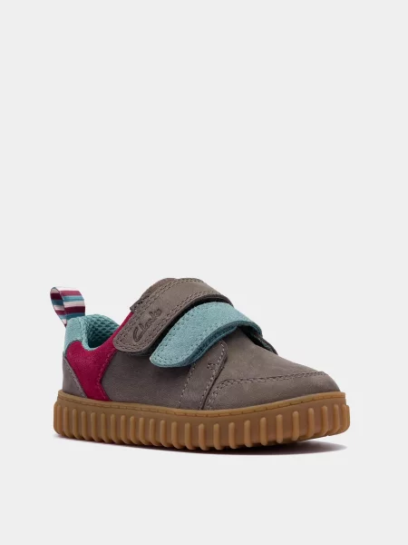 Детские кроссовки Clarks серые