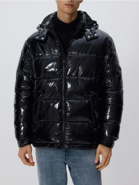 Куртка Reserved с капюшоном черная
