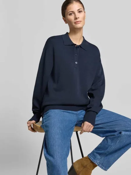 Dzianinowa koszulka polo w kroju wide fit Style Icon Collection granatowe