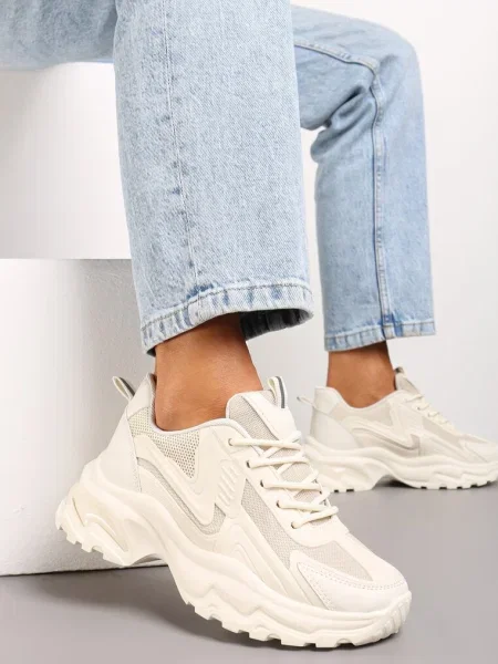 Sneakers Clasici cu Șiret pe Platformă Joasă Lenivia bej