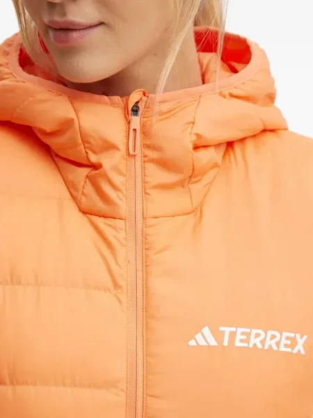 Sneakerși Adidas Terrex cu dungi portocaliu