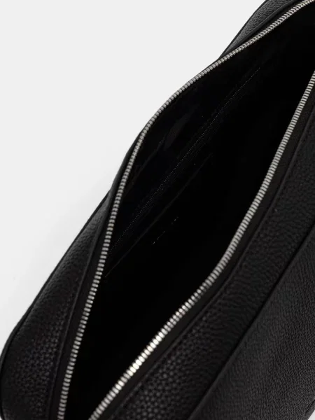 Calvin Klein keresztpántos táska női fekete