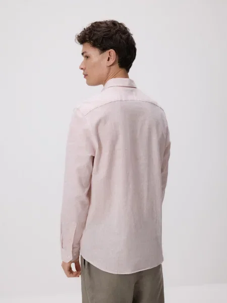 Reserved Сорочка regular fit із додаванням льону персиковий 