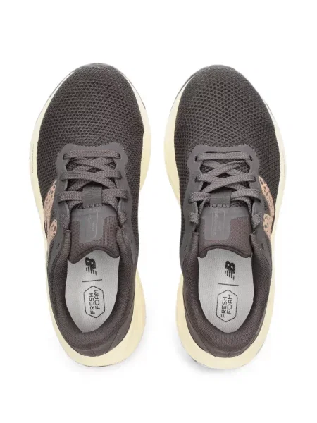 Top New Balance cu imagine cu model leopard negru