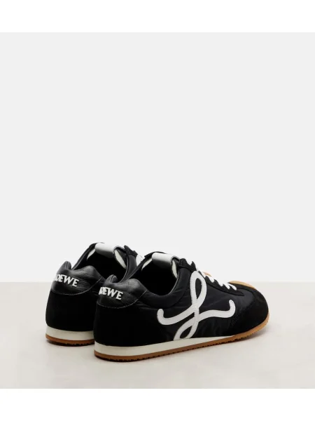 Sneakerși Loewe din piele de căprioară negru