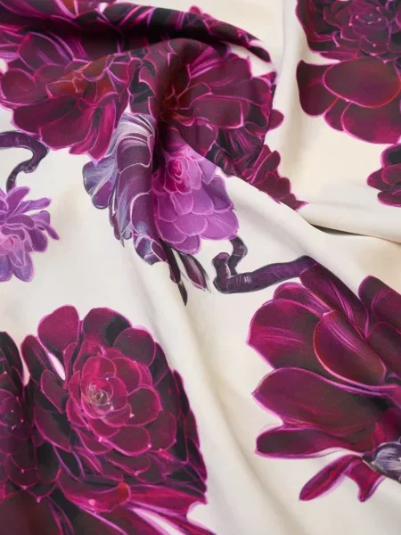 Top Psophia cu model floral cu imagine alb