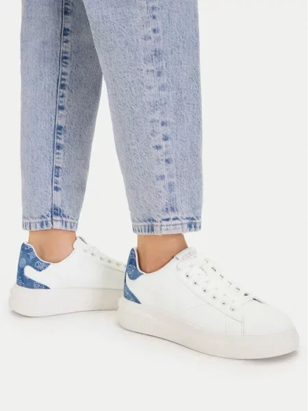 Sneakersy z mieszanki skóry i tkaniny model Guess białe