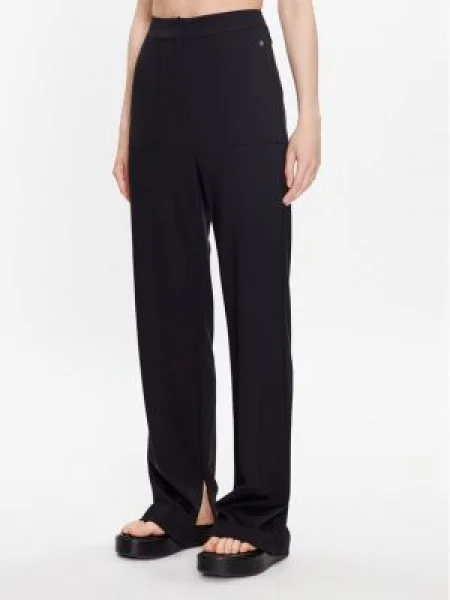 Calvin Klein Jeans Szövet nadrág Regular Fit fekete