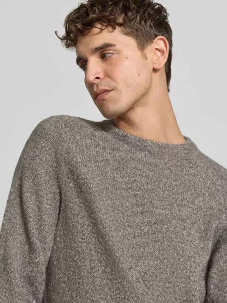 Sweter o kroju regular fit z dodatkiem wełny Closed