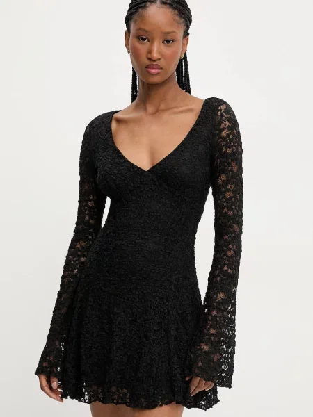 Answear Lab sukienka mini rozkloszowana czarny