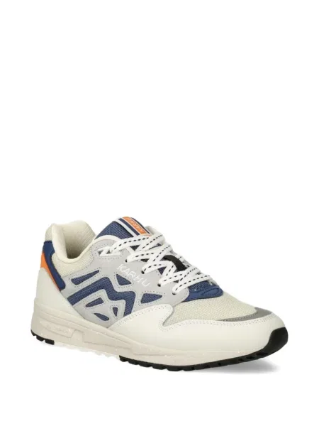 Sneakerși Karhu alb