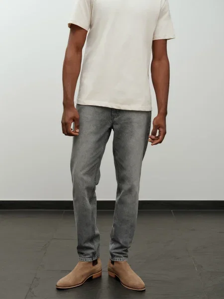 DAN FOX APPAREL Kavbojke Essential Leonhard denim siv