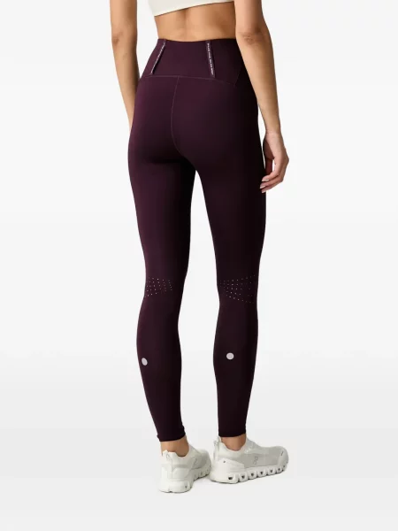 Pantaloni scurți Asics cu imagine violet