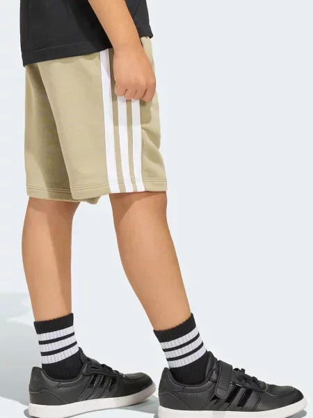 Детские шорты Adidas
