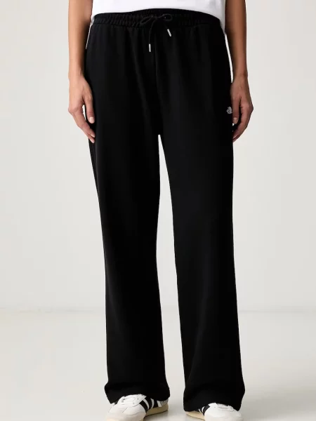 The North Face pantaloni de trening pentru femei cu Essential negru