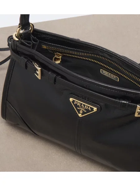 Geantă Prada din piele negru
